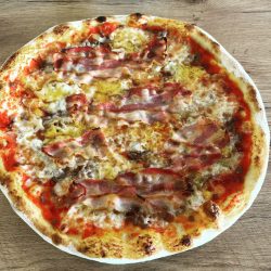 Texas- pizza-carte-vino-delizia-trattoria-pizzeria-pizza-lyon-villeurbanne